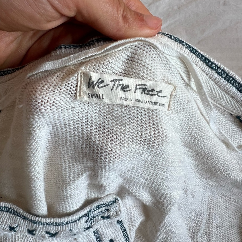 Free people long sleeve cream shirt with cute blue details!